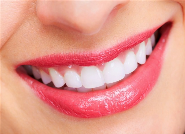 Ưu và nhược điểm của 3 loại răng sứ tốt nhất hiện nay